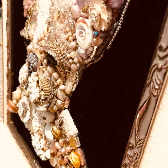 Vintage Jewelry Mosaic - Favorite Furry Friend - Picture 8 of 8